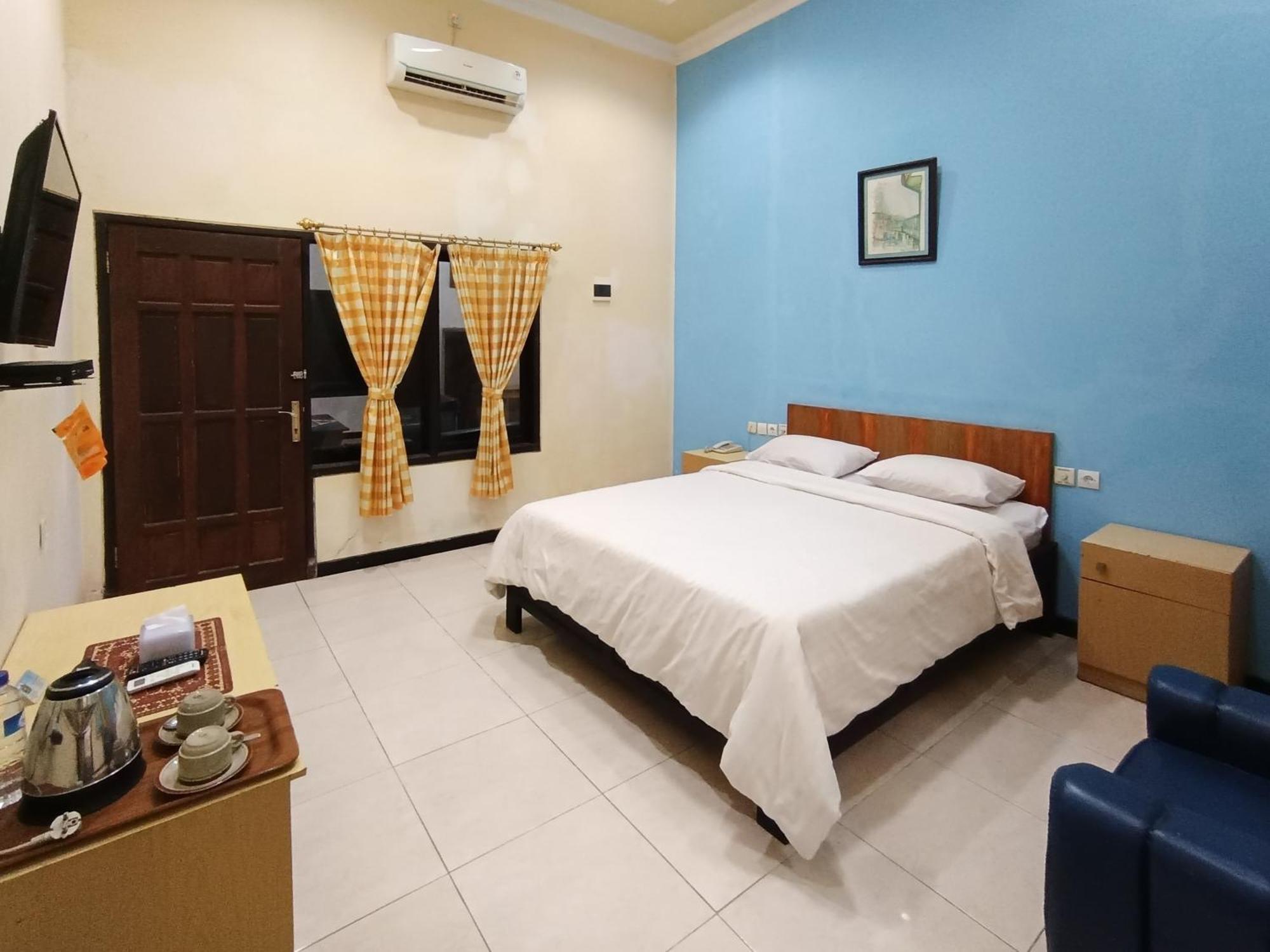 Hotel Gita Puri Redpartner Blitar Extérieur photo